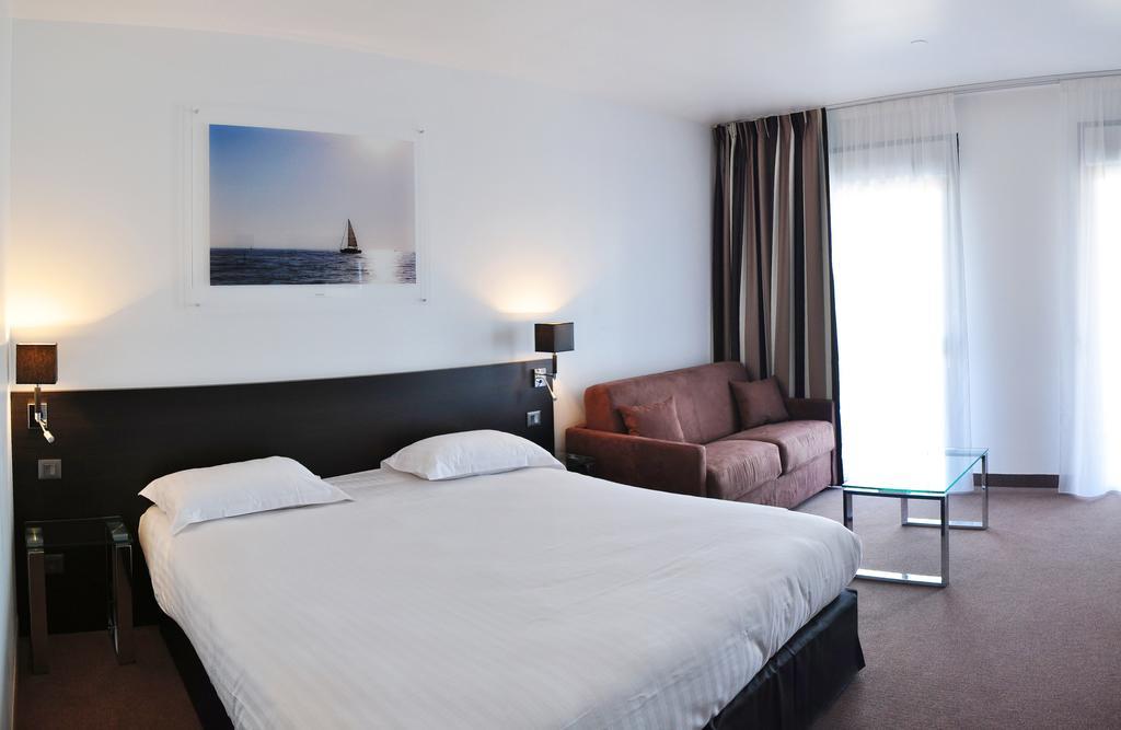 Golden Tulip Pornic Suites- Appart Hotel Exterior foto