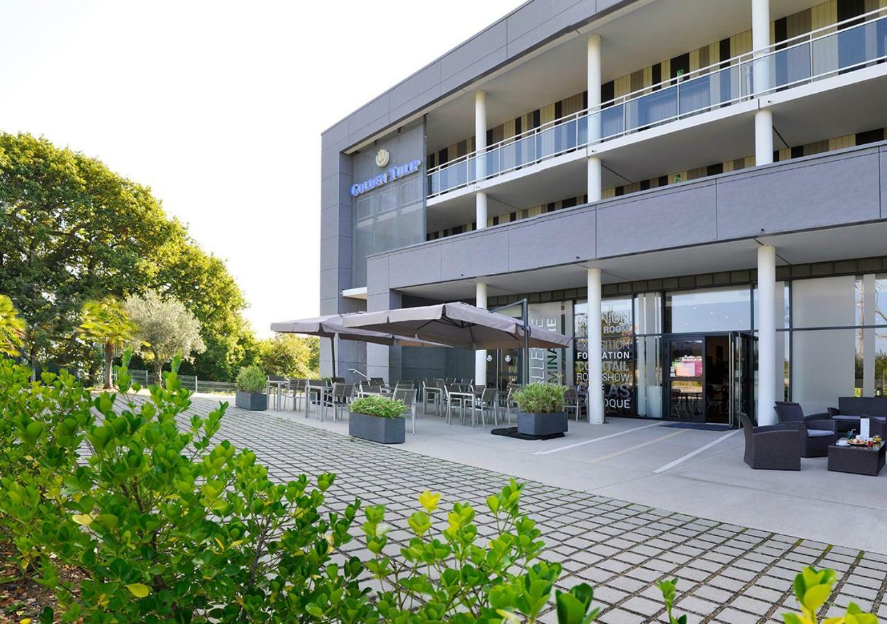 Golden Tulip Pornic Suites- Appart Hotel Exterior foto