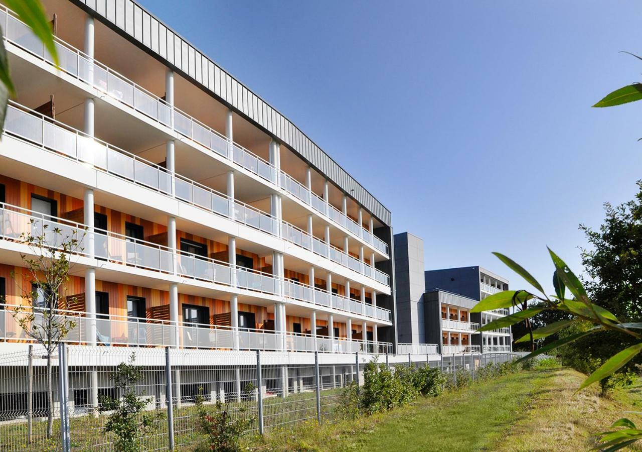 Golden Tulip Pornic Suites- Appart Hotel Exterior foto